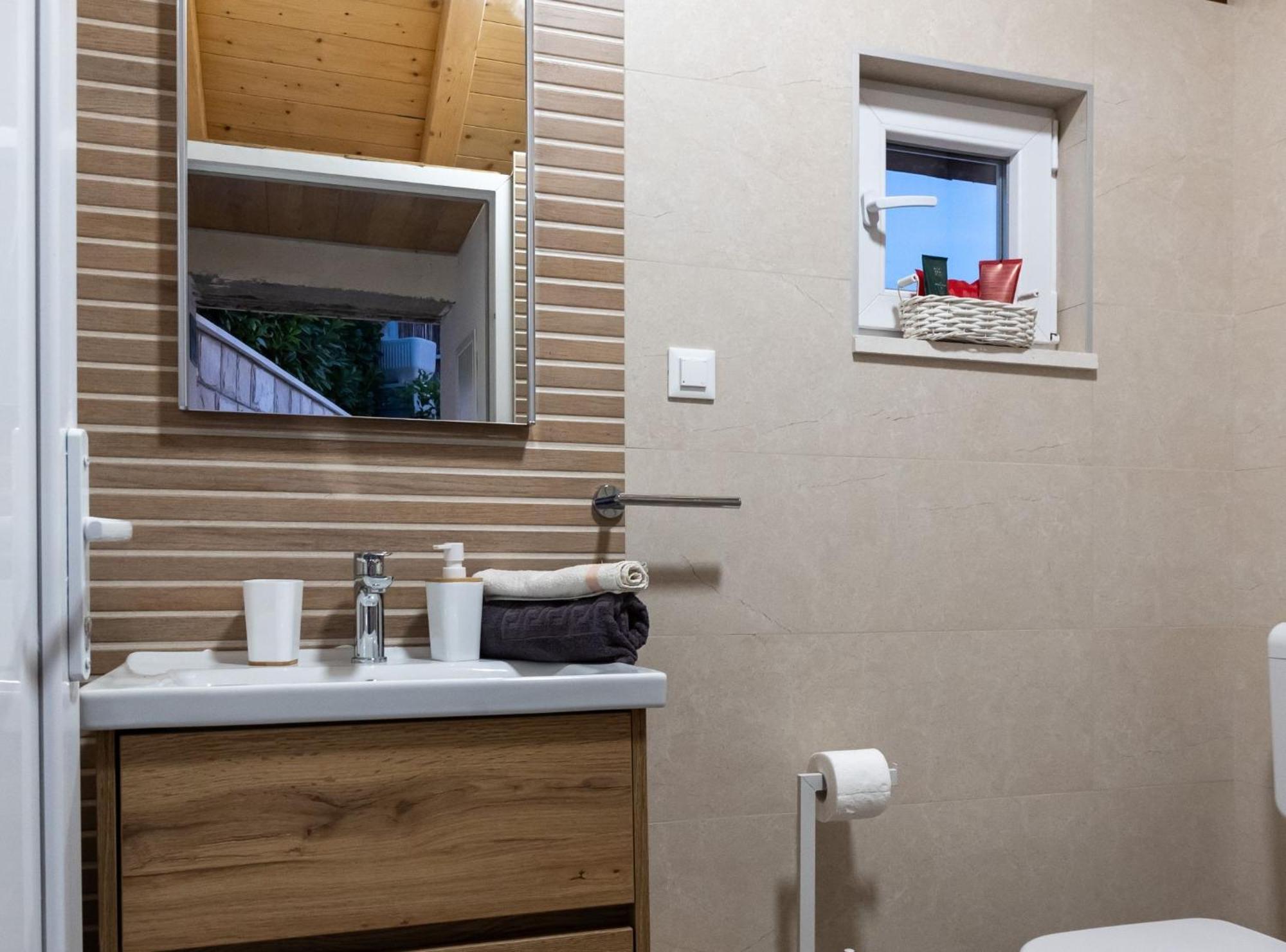 Villa Source With Private Pool Pridvorje 外观 照片