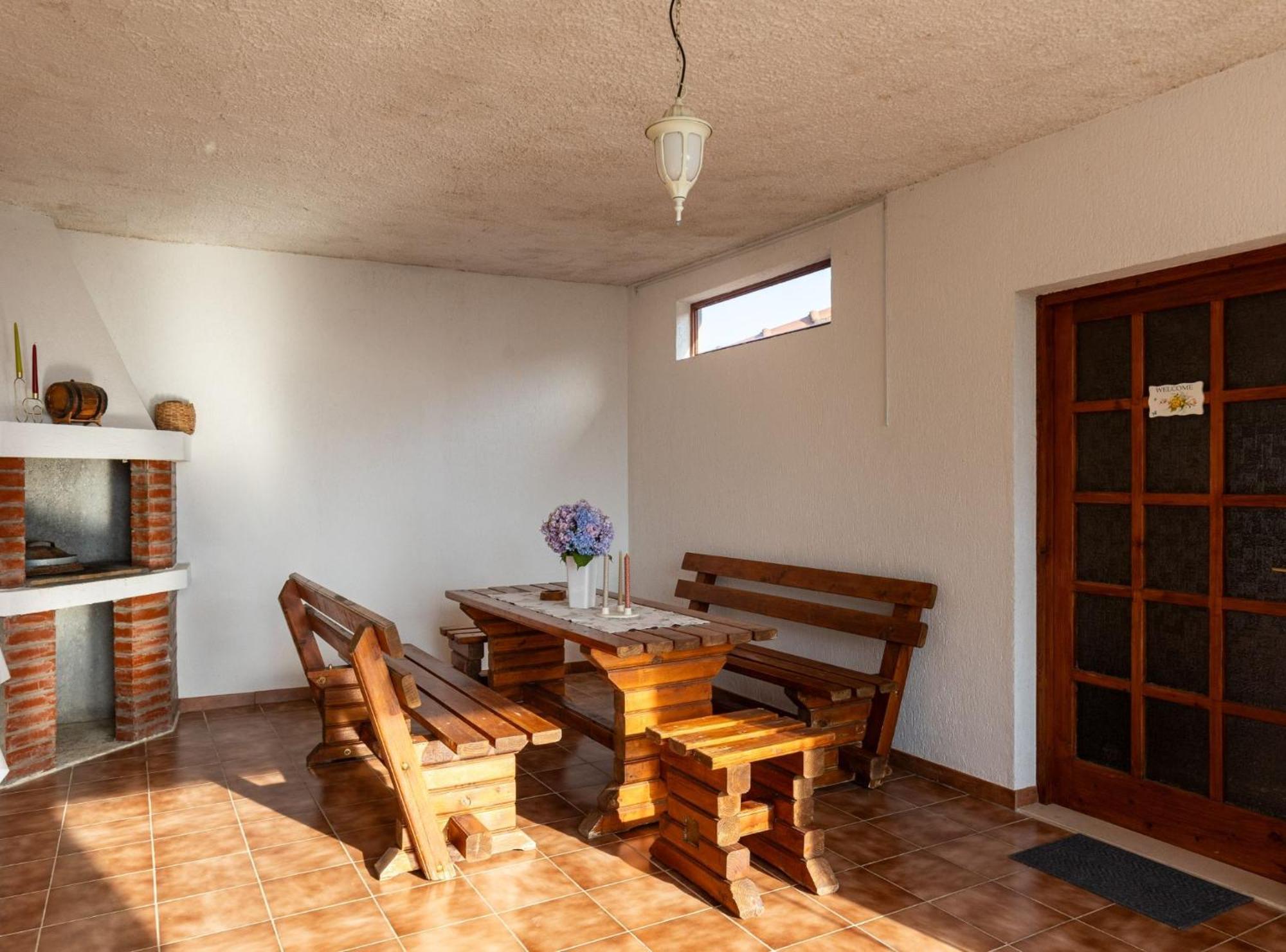 Villa Source With Private Pool Pridvorje 外观 照片